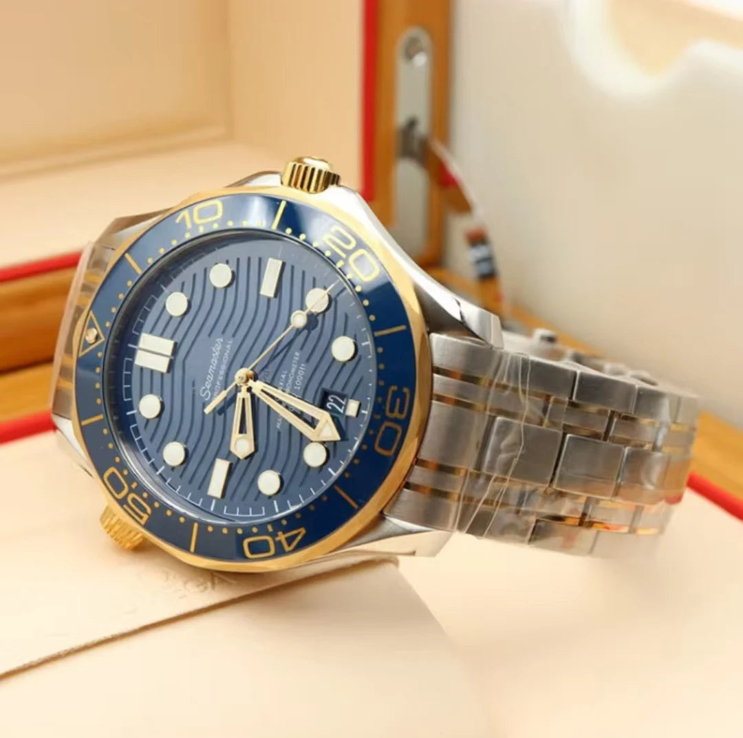 Men's fashion watches can be customized with logos