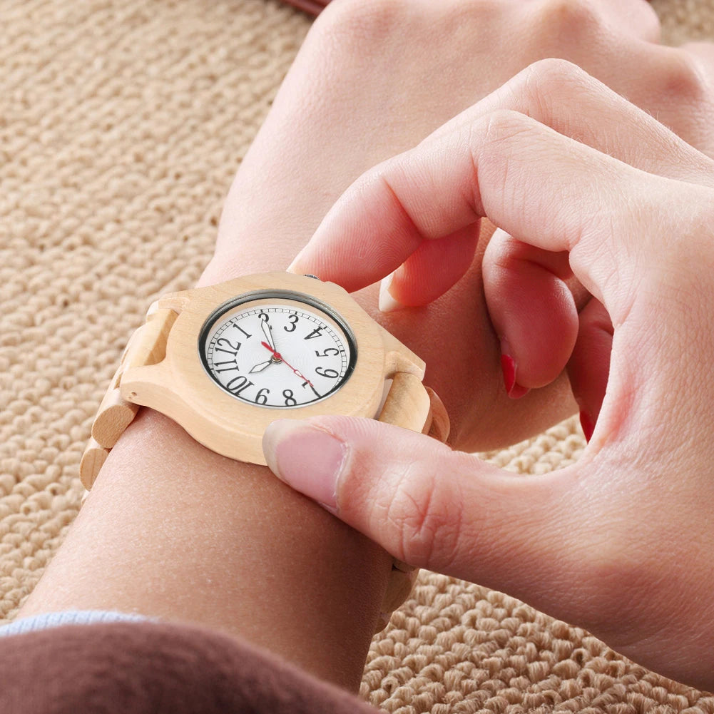Natural Maple Wood Quartz Ladies Watch Bracelet Clasp Buckle Full Wooden Wristband Arabic Numerals Round Dial Women Watches