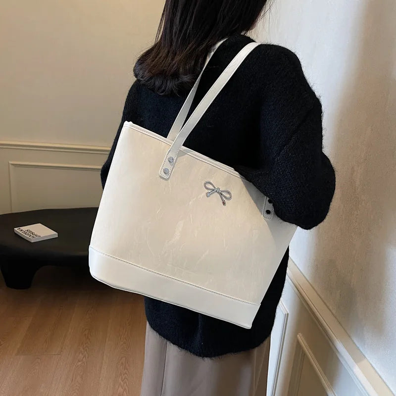 New Large Tote Bag for Women Fashionable Spacious Shoulder Bag High-Quality Work Commuter Purse Versatile Casual Handbag Ladies