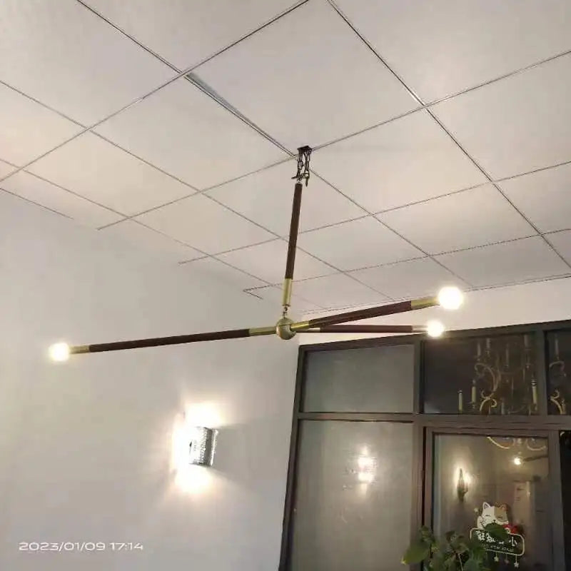Light luxury retro bedroom living room model room hotel big fashion simple personality creative dining table chandelier