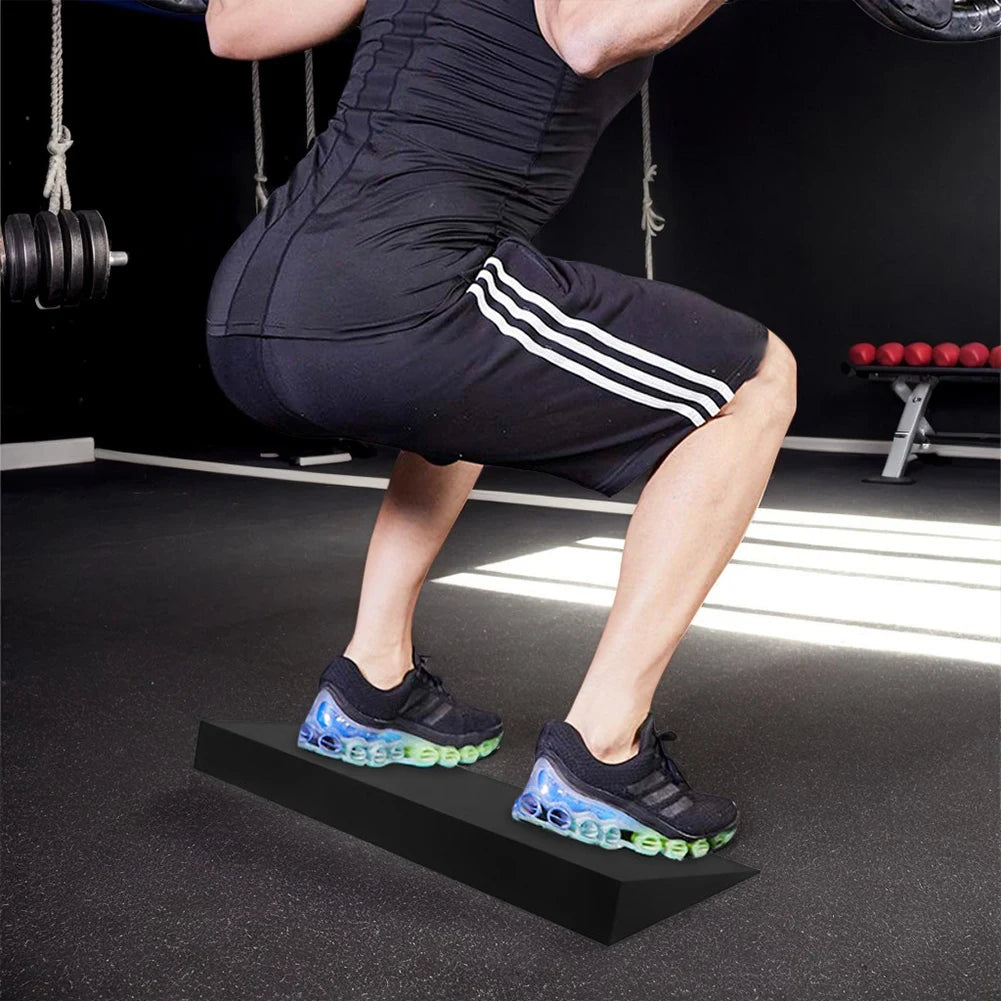 Slant Board Squat Board Anti Slip Training Incline Board Ergonomic Incline Balance Board for Weightlifting Fitness