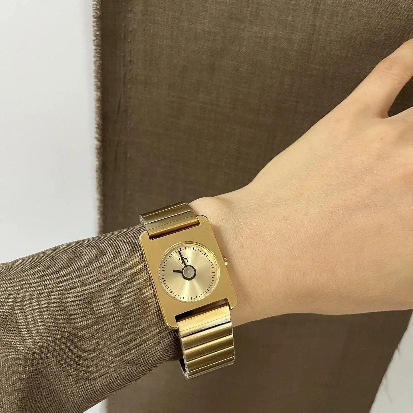 Vintage New gold pearl women's watches bracelet Retro Diamond luxury party accessories steel Japanese Movement