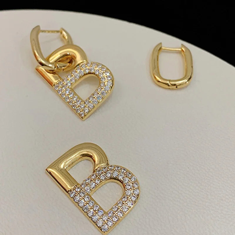 New 2022 Popular 14K Glog Plated Letter B Dangle Earrings Women's Statement Jewellery Micro-Set Rhinestones Unusual Earrings