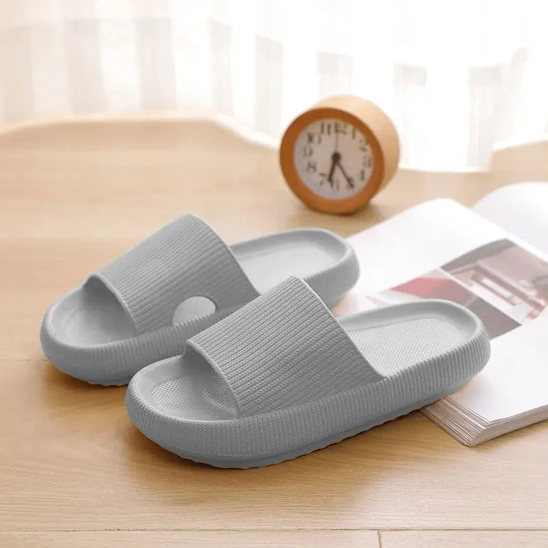 Women Eva Thick Platform Cloud Slippers Indoor Home Soft Sole Pillow Slides Sandals Woman 2025 Summer Non Slip Beach Flip Flops
