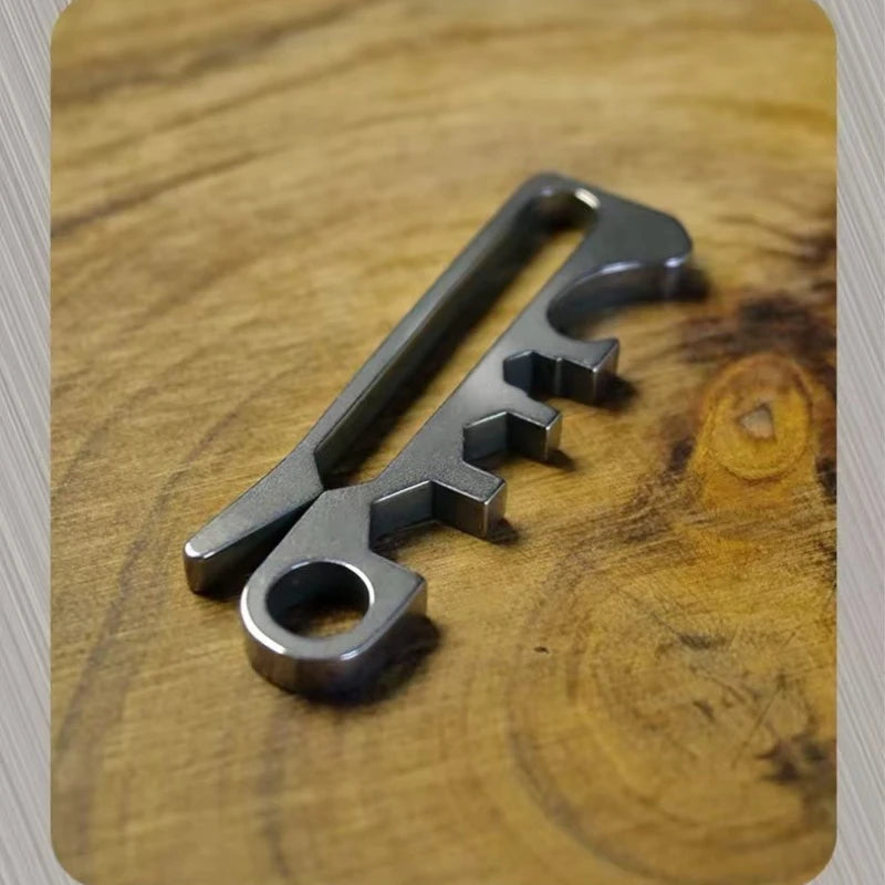 Outdoor equipment EDC tools rattlesnake clip keychain wallet banknote clip hiking buckle quick hanging equipment accessories