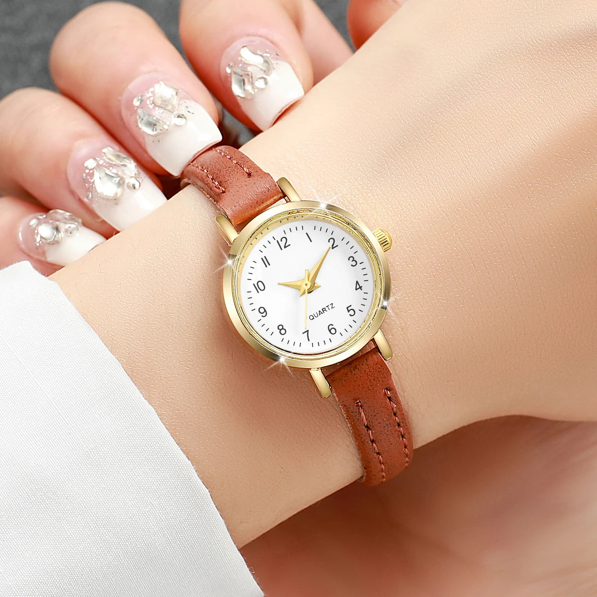 Women Watches Fashion Small Roma Dial Ladies Leather Band Quartz Watch Reloj Mujer Girls Clock Gift