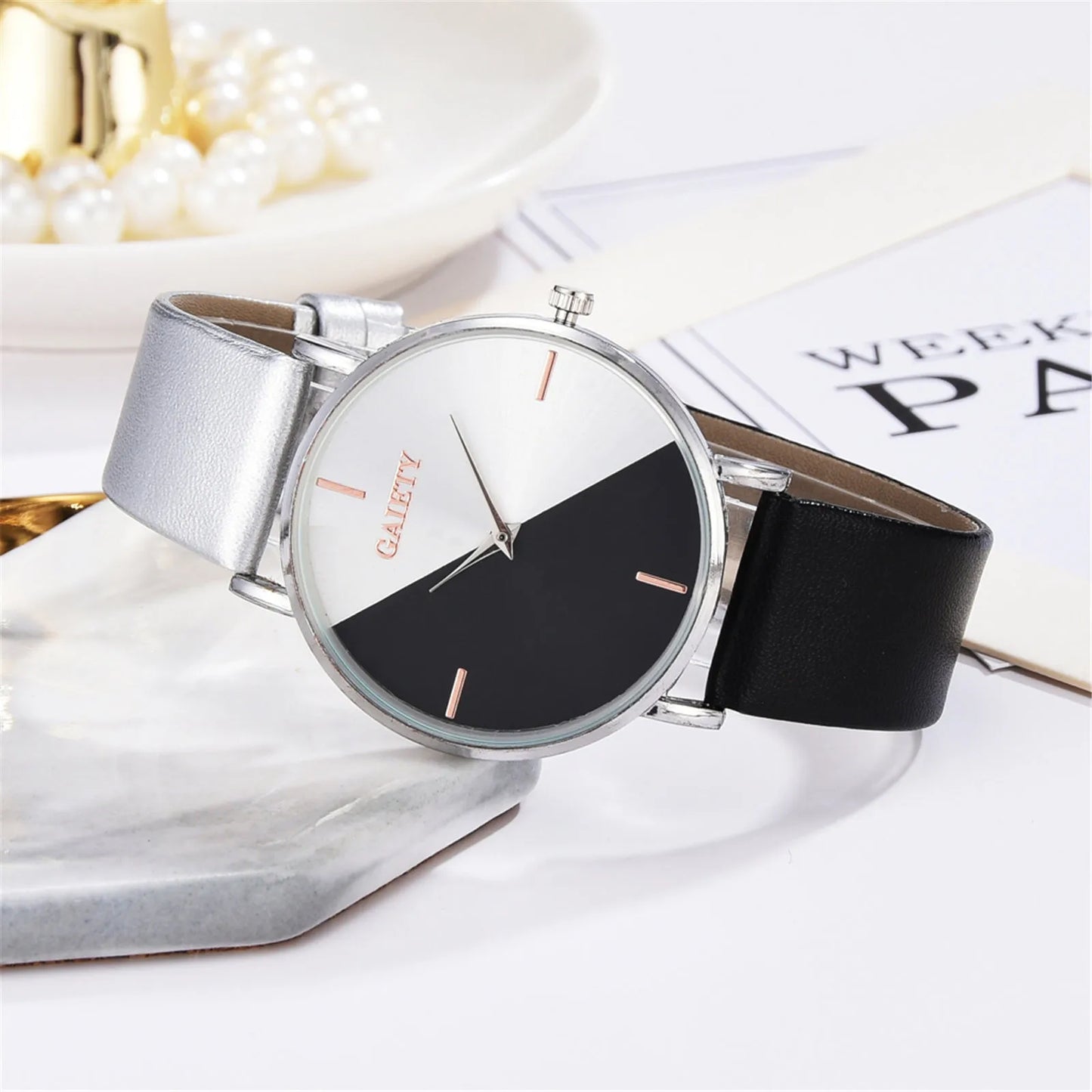 Women'S Watch Set Luxury Fashion Light Luxury Geometric Stitching Quartz Style Pu Leather Strap Round Dial Women'S Gift