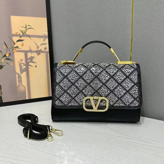 2025 Summer New Bags for Women: Fashionable, Versatile, Minimalist, Trendy, and niche Design, Single Shoulder Crossbody Bag