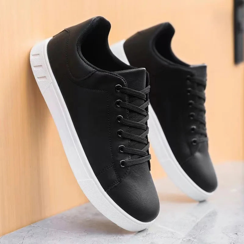 Men Casual Skateboarding Shoes High Top Sneakers Sports Shoes Men Outdoor Breathable Walking Shoes Street Shoes Chaussure Homme
