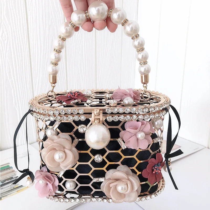 Metallic Evening Bag Pearl Hollow Out Womens Bags Luxury Design Rhinestone Diamond Dinner Bags For Party Wedding Handbags