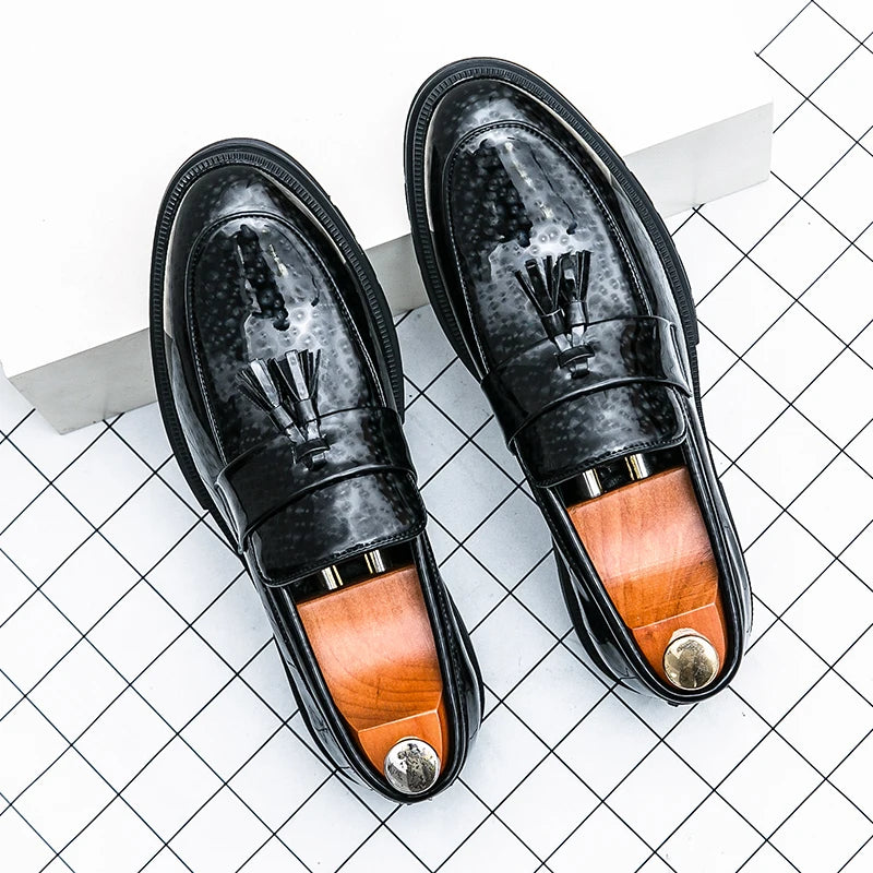 Stylish Leather Man Loafers Soft Thick Bottom Mens Casual Shoes Thick Sole Slip-on  Footwear Leisure Walk Business Dress Shoes