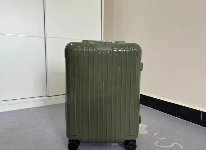 High-end Rultra-light Luggage Cabin Case Large Capacity Shatter-resistant Travel Trolley Case Explosion-proof and Moisture-proof
