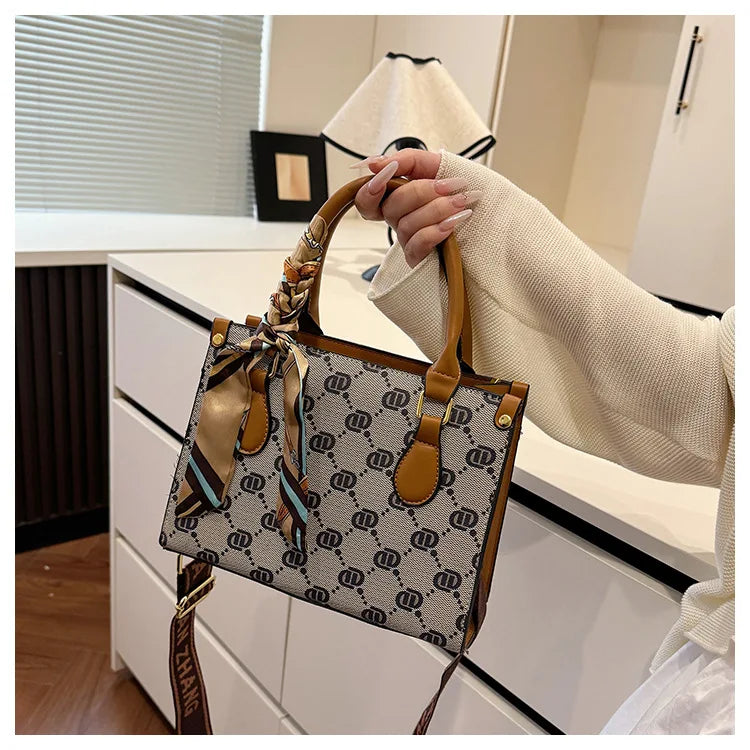 High - End Printed Handbags for Women, Fashionable Single - Shoulder Bags with Wide Shoulder Straps, Commuting Bags