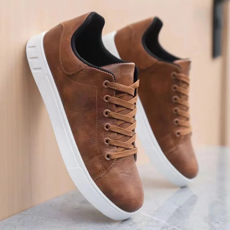 Men Casual Skateboarding Shoes High Top Sneakers Sports Shoes Men Outdoor Breathable Walking Shoes Street Shoes Chaussure Homme