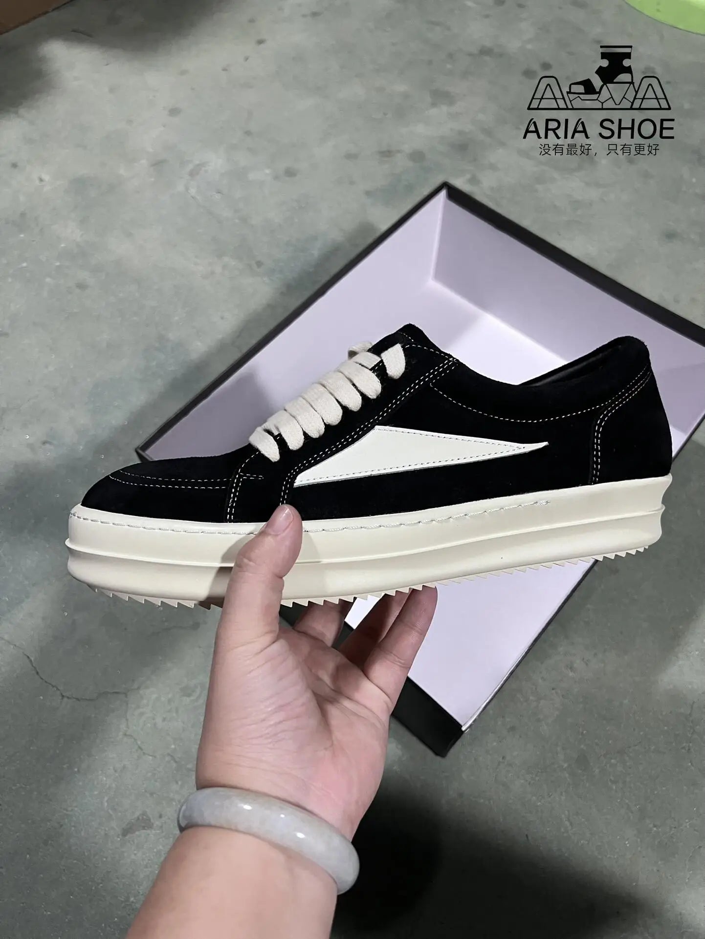 Brand Classic Design Shoes Men Owen Shoes Women Low Top Black Cow Suede with White Leather Outside RO Retro Casual Flat Sneakers