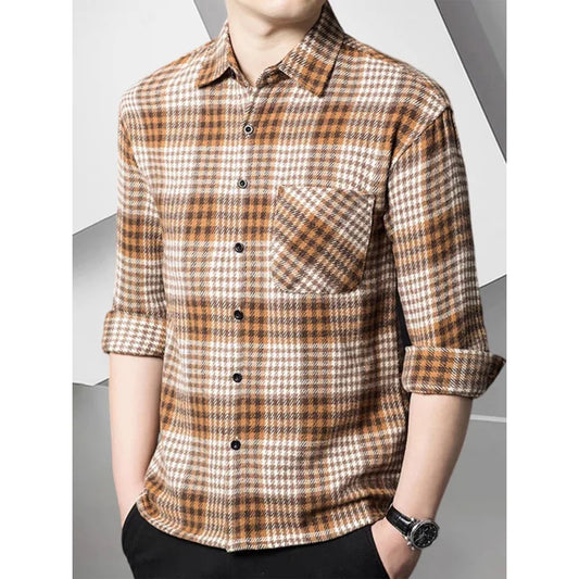 Men's long-sleeved corduroy shirt; spring new men's clothing; high-end feeling, stylish and casual shirt.