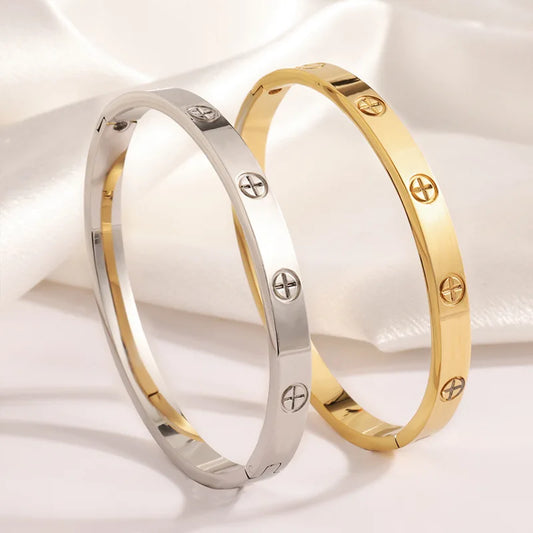 Fashion stainless steel cross pattern bracelet, luxurious trendy and simple design Bracelet men and women Couple jewelry gift