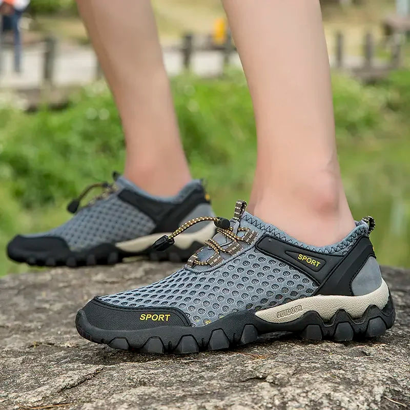 Men Trekking Hiking Shoes Aqua Shoes Breathable Mesh Water Sneakers Outdoor casual Climbing Shoe Elastic Soft Sport Footwear