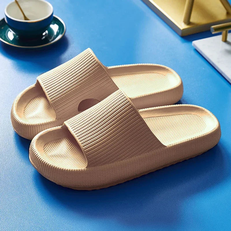 Women Eva Thick Platform Cloud Slippers Indoor Home Soft Sole Pillow Slides Sandals Woman 2025 Summer Non Slip Beach Flip Flops