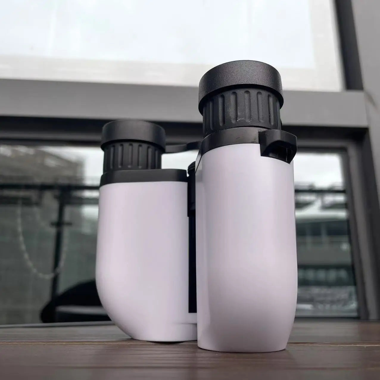 Binocular 10X25 Retro style outdoor lightweight equipment, suitable for outdoor hunting, mountain climbing