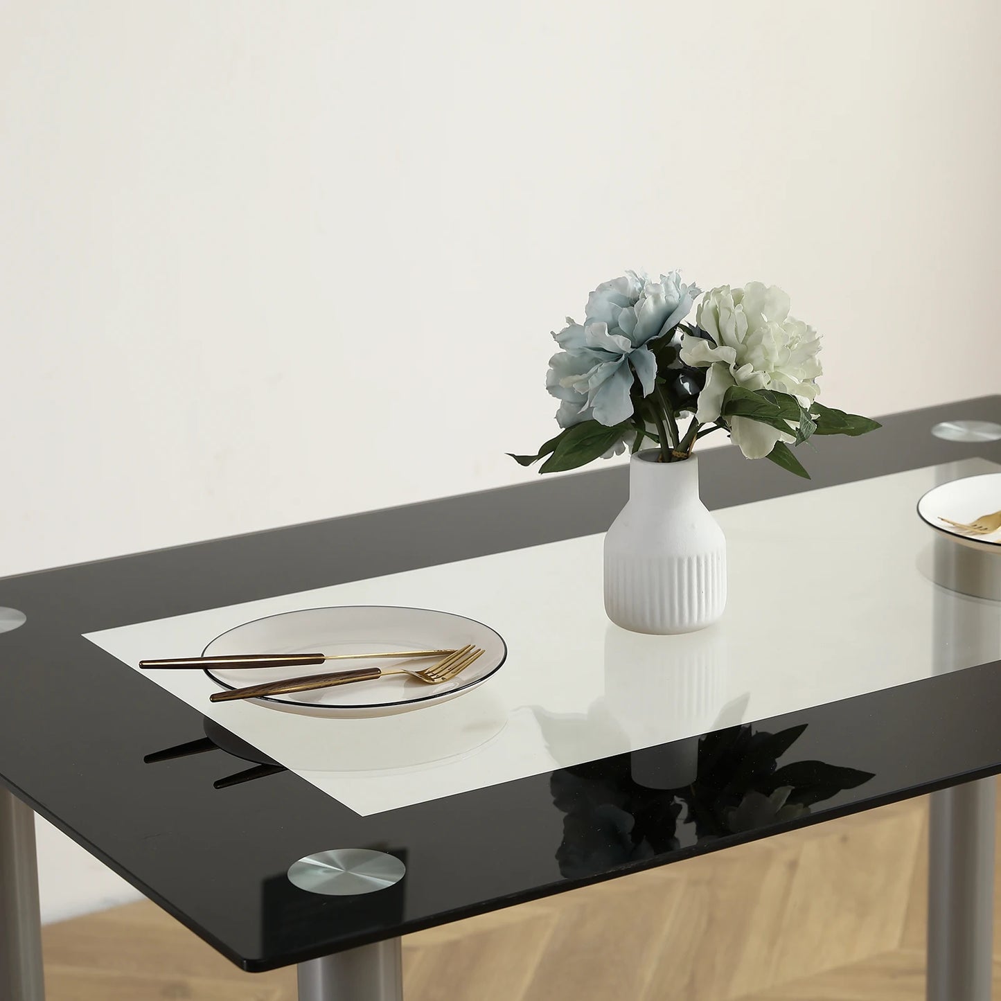 110cm Dining Table Tempered Glass Dining Table Simple Rectangular Cylindrical Leg Dining Table Home 4-seater