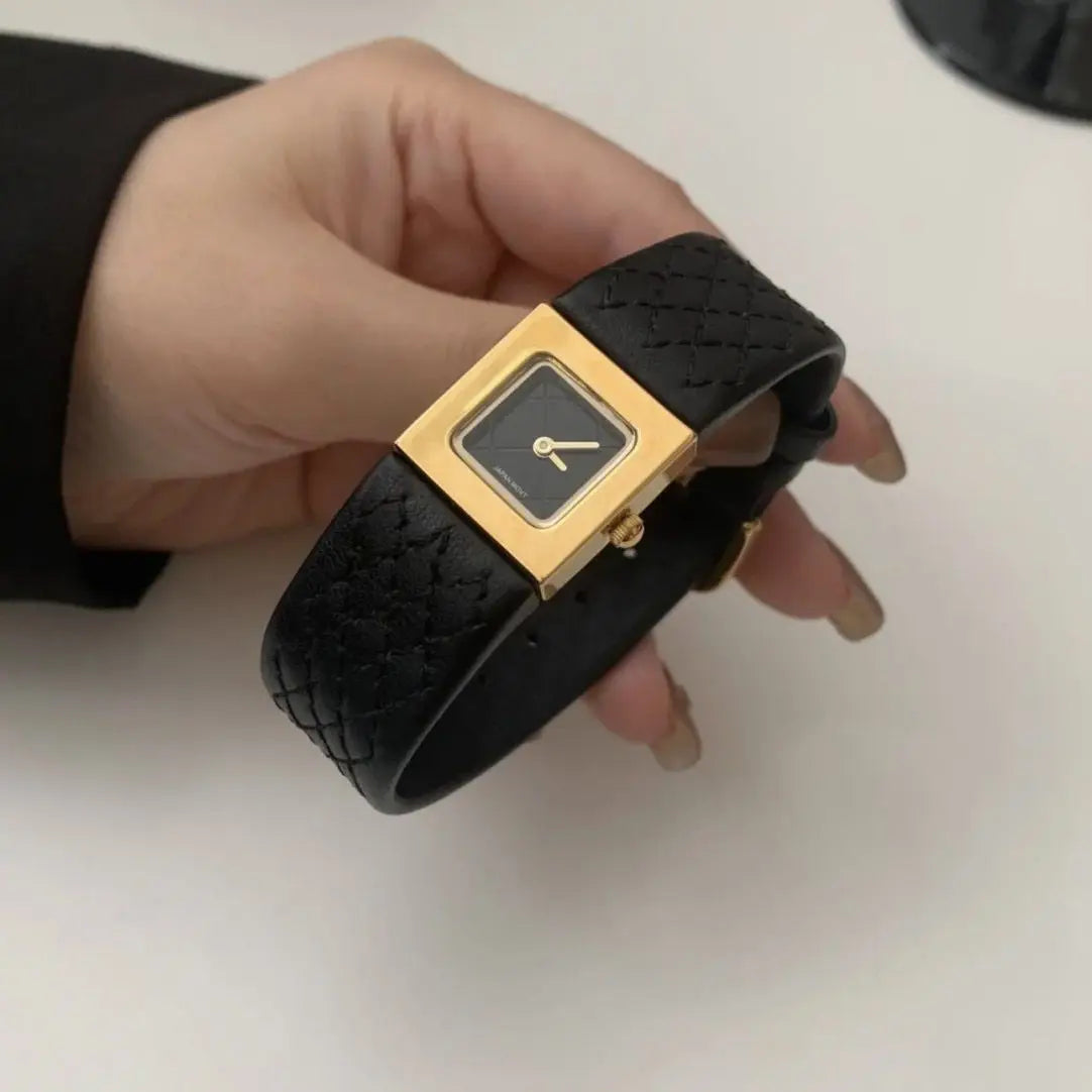 Vintage New gold pearl  women's watches bracelet Retro  Diamond luxury party accessories steel Japanese Movement
