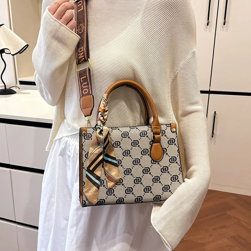High - End Printed Handbags for Women, Fashionable Single - Shoulder Bags with Wide Shoulder Straps, Commuting Bags