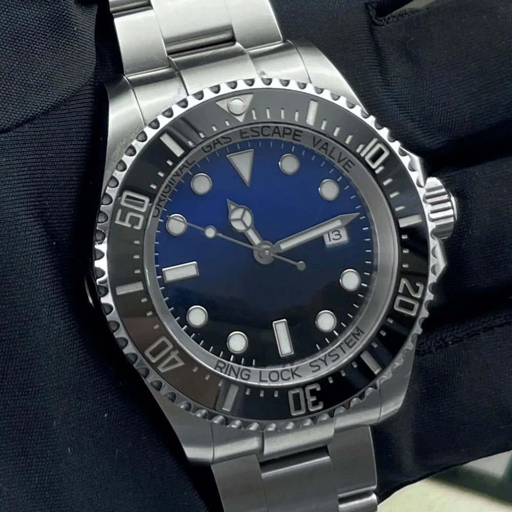 Premium men's mechanical watches are equipped with imported mechanical movements. Original gift box
