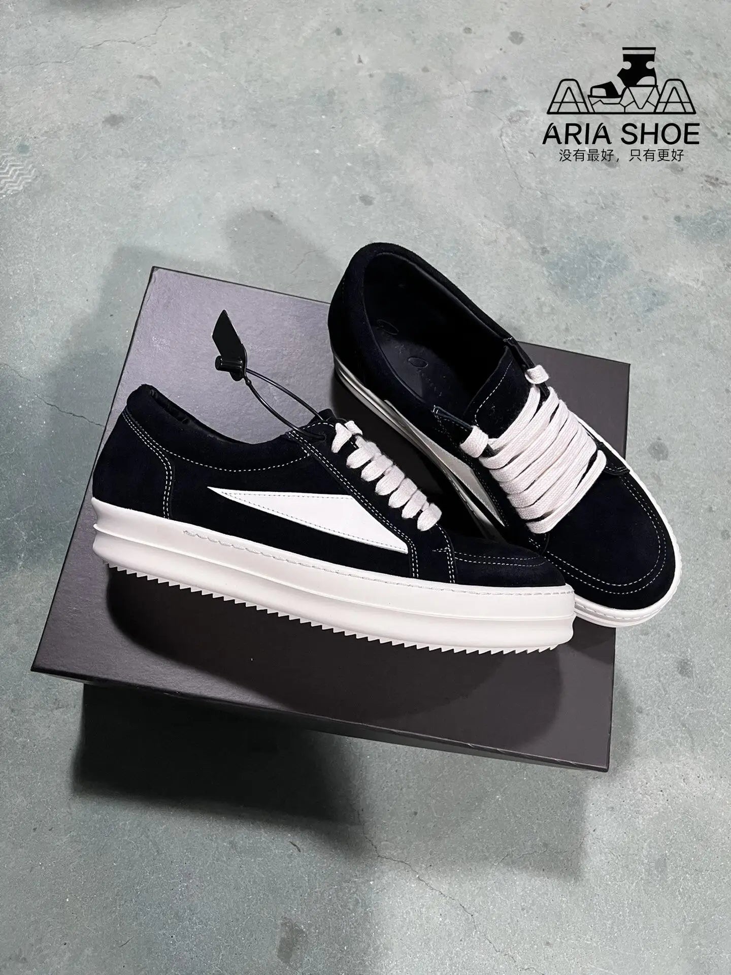 Brand Classic Design Shoes Men Owen Shoes Women Low Top Black Cow Suede with White Leather Outside RO Retro Casual Flat Sneakers