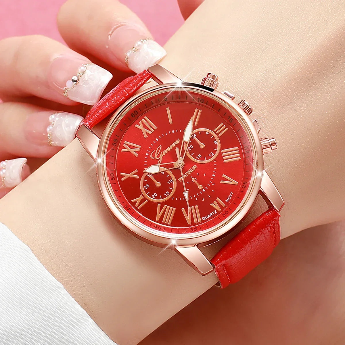 Women's Watches Fashion Roma Dial Leather Band Quartz Watch Ladies Silicone Band Wristwatch Reloj Mujer（Without Box）gift