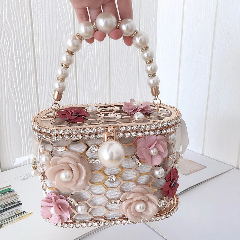 Metallic Evening Bag Pearl Hollow Out Womens Bags Luxury Design Rhinestone Diamond Dinner Bags For Party Wedding Handbags