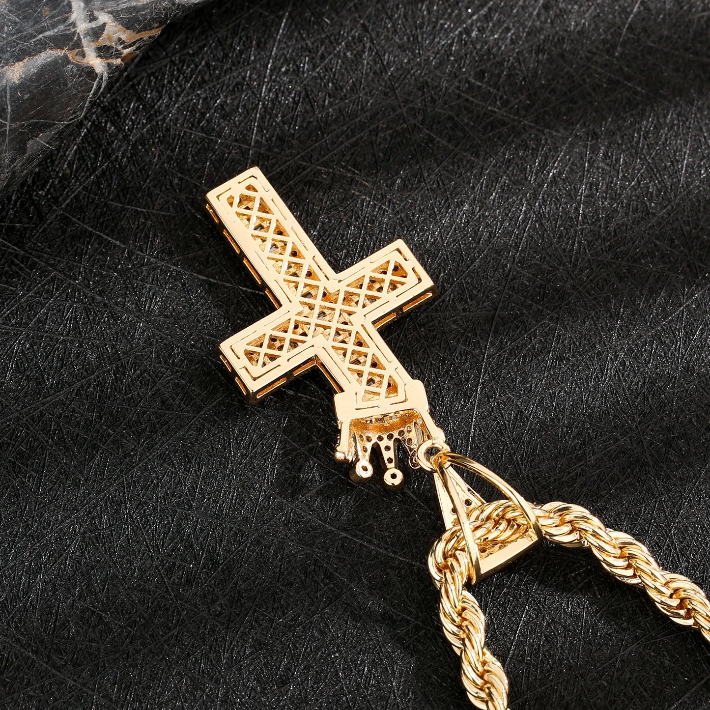‌Elegant Cross Pendant Necklace with CZ Stones Copper Chain Jewelry for Everyday Wear Gift Giving‌‌