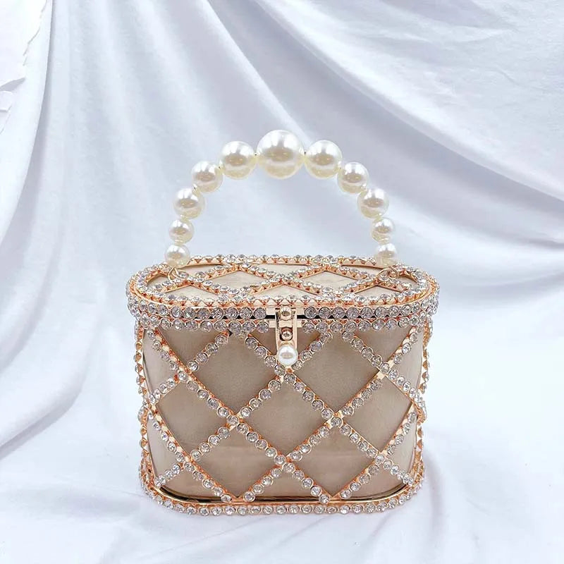 Metallic Evening Bag Pearl Hollow Out Womens Bags Luxury Design Rhinestone Diamond Dinner Bags For Party Wedding Handbags
