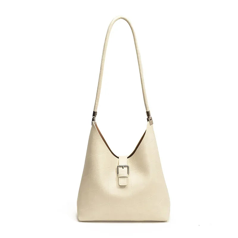 Women's Summer Underarm Bag. Stylish, Personalized, with Trendy Texture, Compact and Practical, A Simple and Beautiful Option