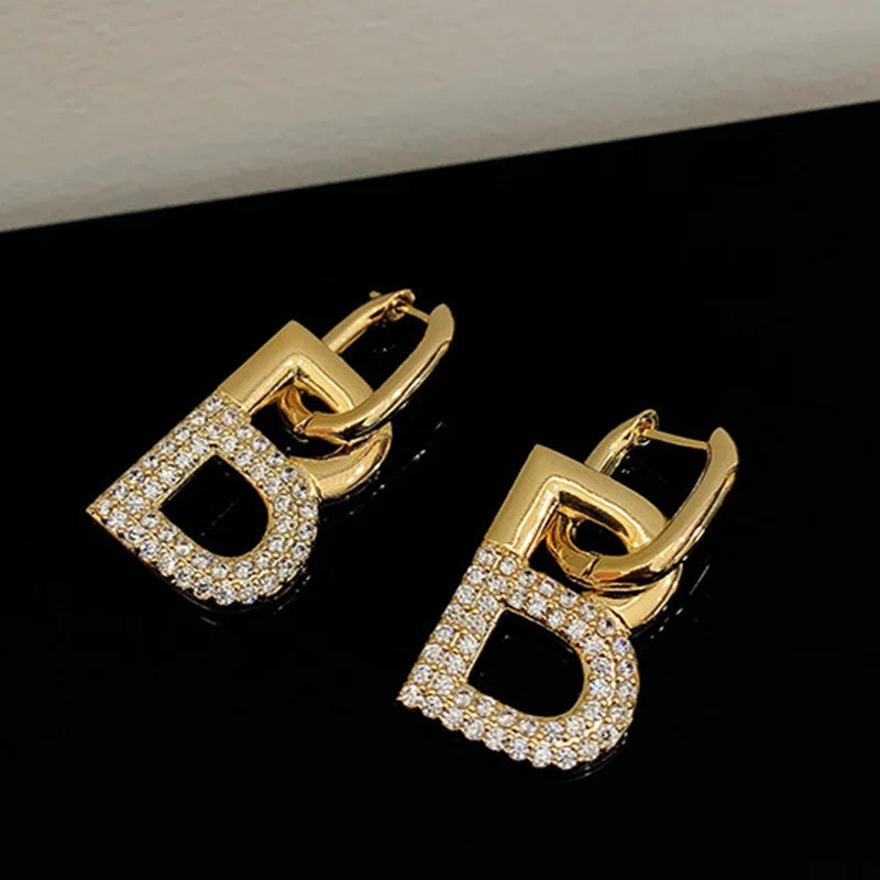 New 2022 Popular 14K Glog Plated Letter B Dangle Earrings Women's Statement Jewellery Micro-Set Rhinestones Unusual Earrings