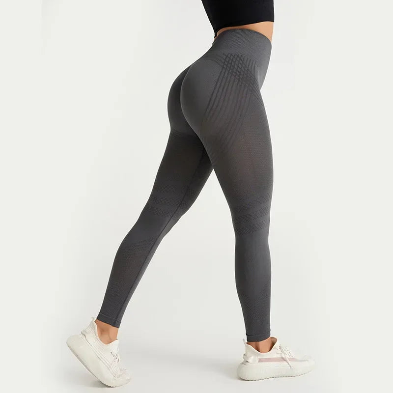Fitness Yoga Pants with Sexy Lines  Pants for Women Yoga High Waist Hip Lifting Sports Seamless Sports Fitness Leggings Top Gym