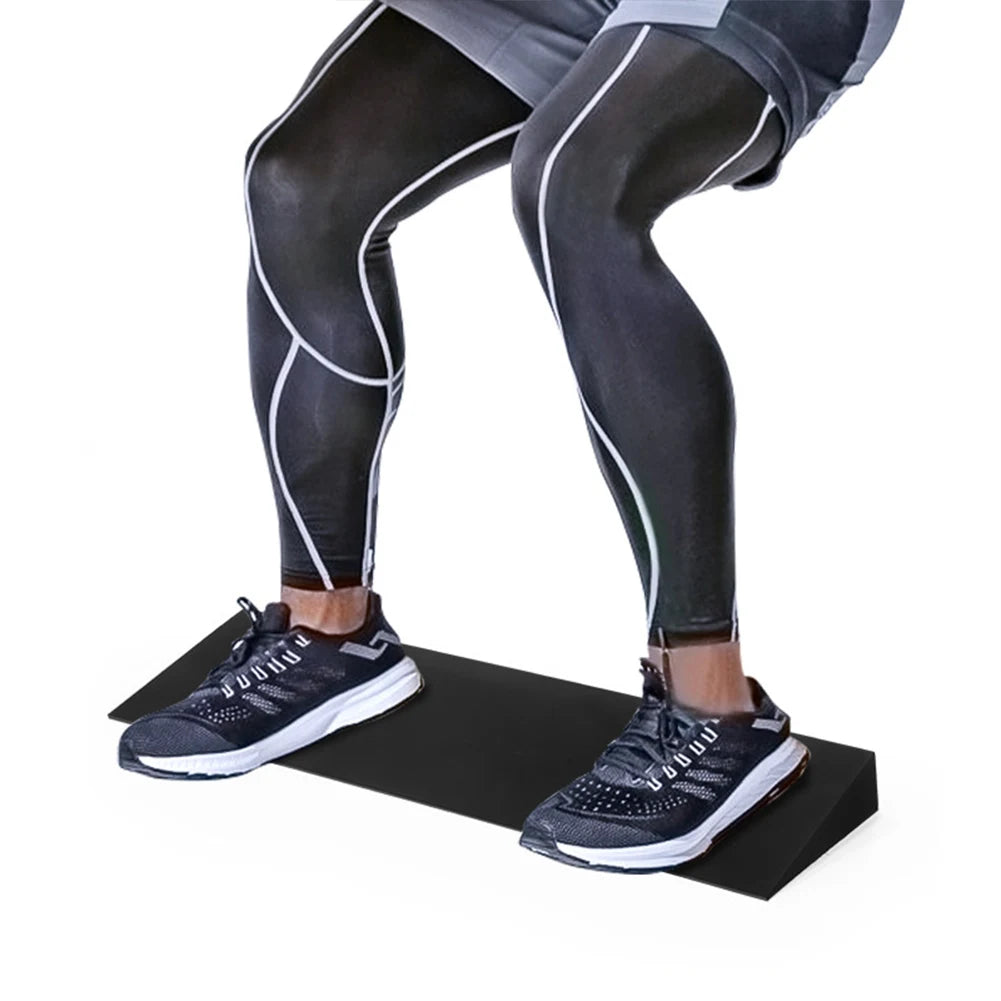 Slant Board Squat Board Anti Slip Training Incline Board Ergonomic Incline Balance Board for Weightlifting Fitness