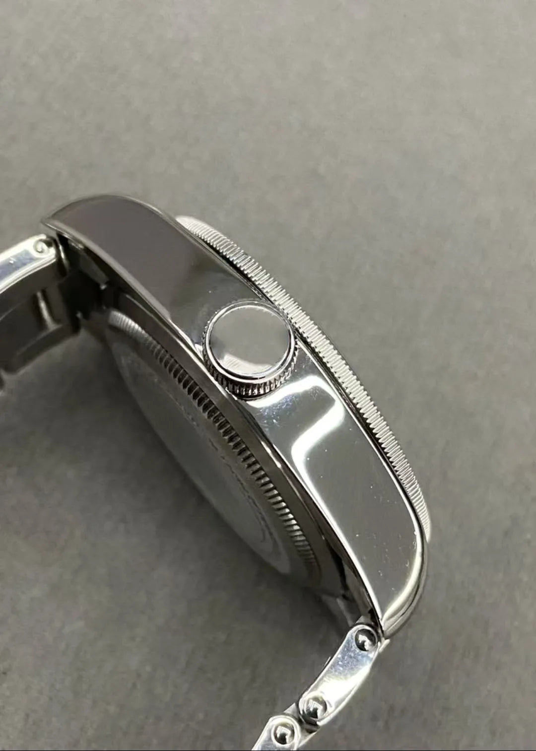 Customizable mechanical wristwatches for men
