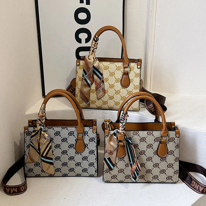 High - End Printed Handbags for Women, Fashionable Single - Shoulder Bags with Wide Shoulder Straps, Commuting Bags