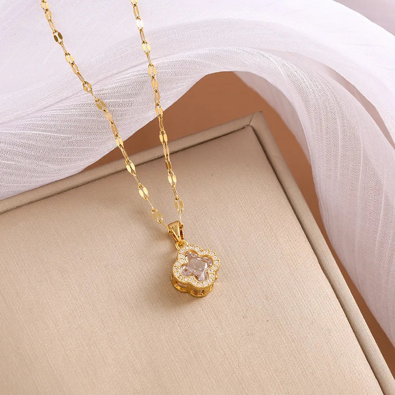 Multicolor zircon four-leaf clover necklace female personality fashion niche collarbone chain design sense