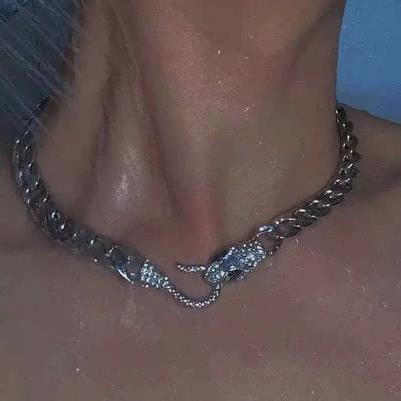 Hip Hop Rock Black Cuban Chain Medusa Snake Necklace Women Trendy Snake Bite Tail Creative Party Necklace Jewellery Accessories
